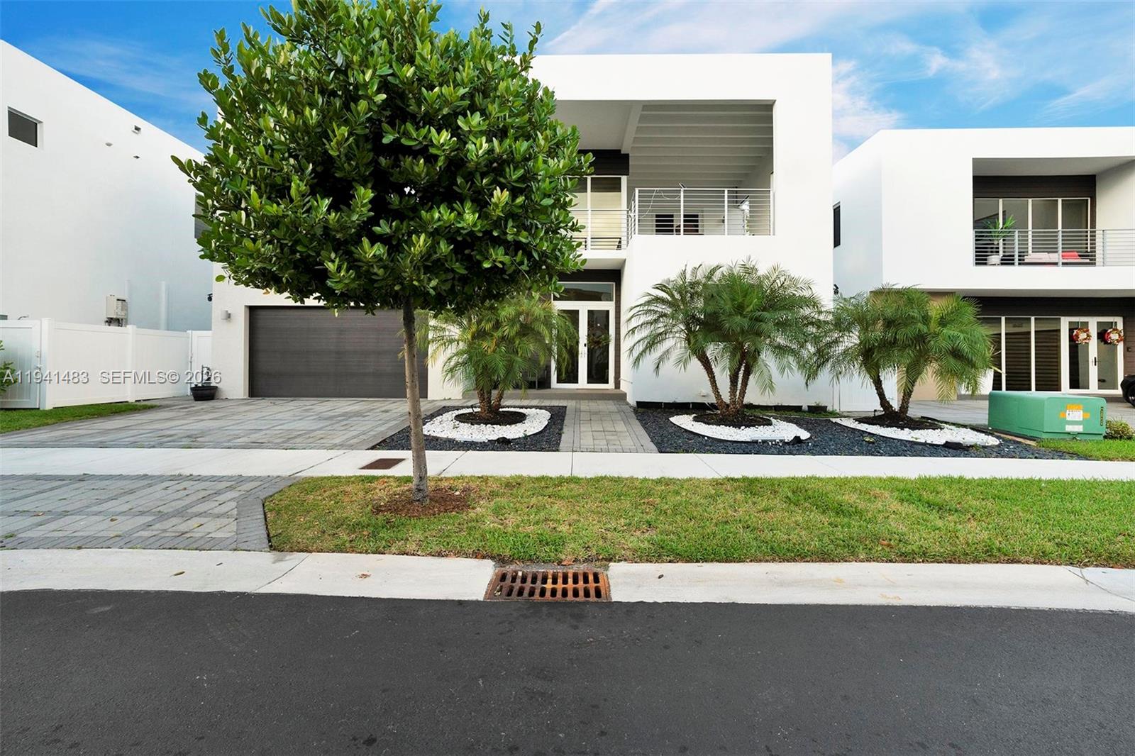 1ad5be0d-220 10055 NW 77th St, Doral FL 33178 — #A11941483