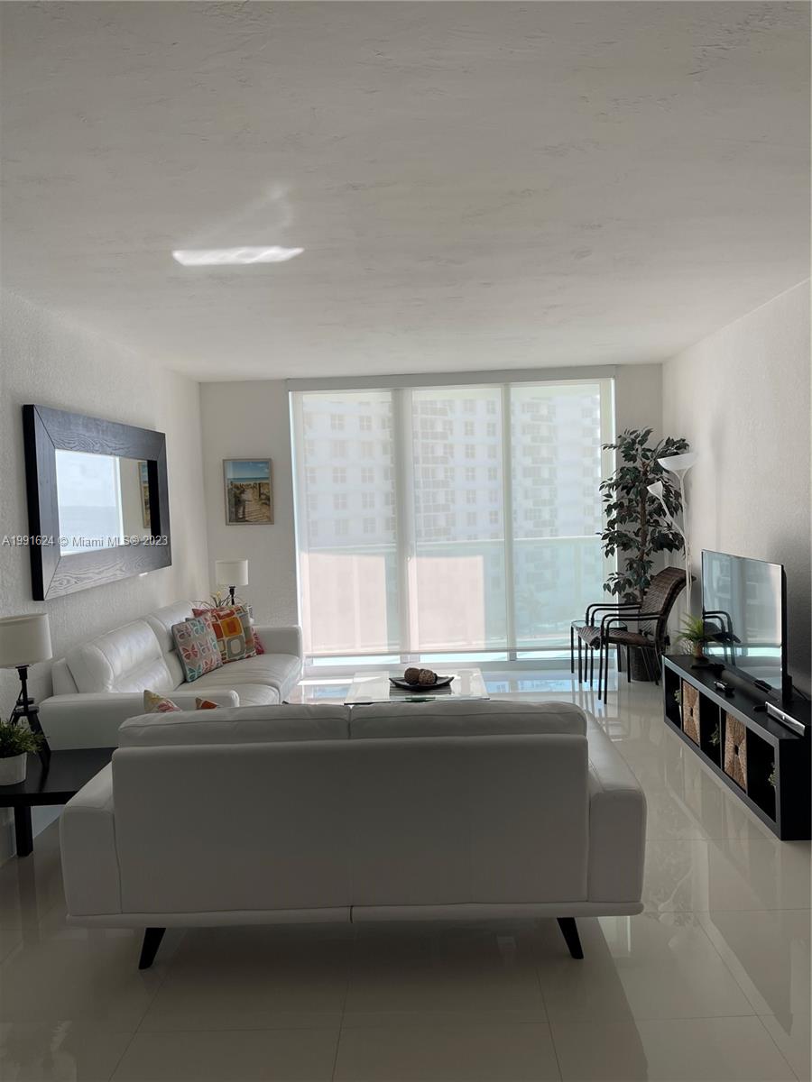1ad5be0d-234 3801 S OCEAN DR # 7X, Hollywood FL 33019 — #A1991624