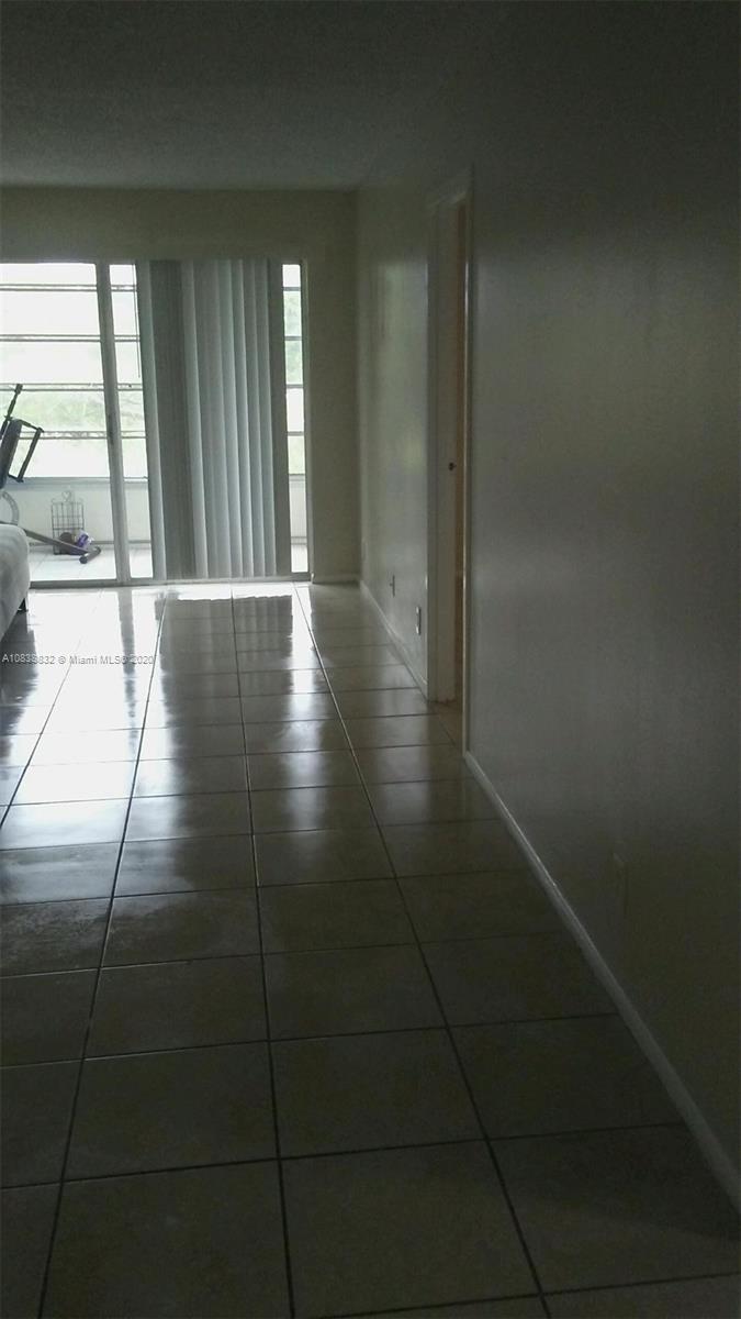 1ad5be0d-285 8411 Lagos De Campo Blvd # 303U, Tamarac FL 33321 — #A10838832