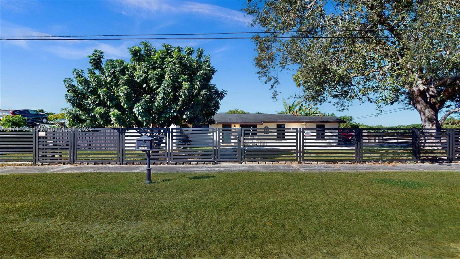1ad5be0d-73 27200 SW 162nd Ave, Homestead FL 33031 — #A11711043
