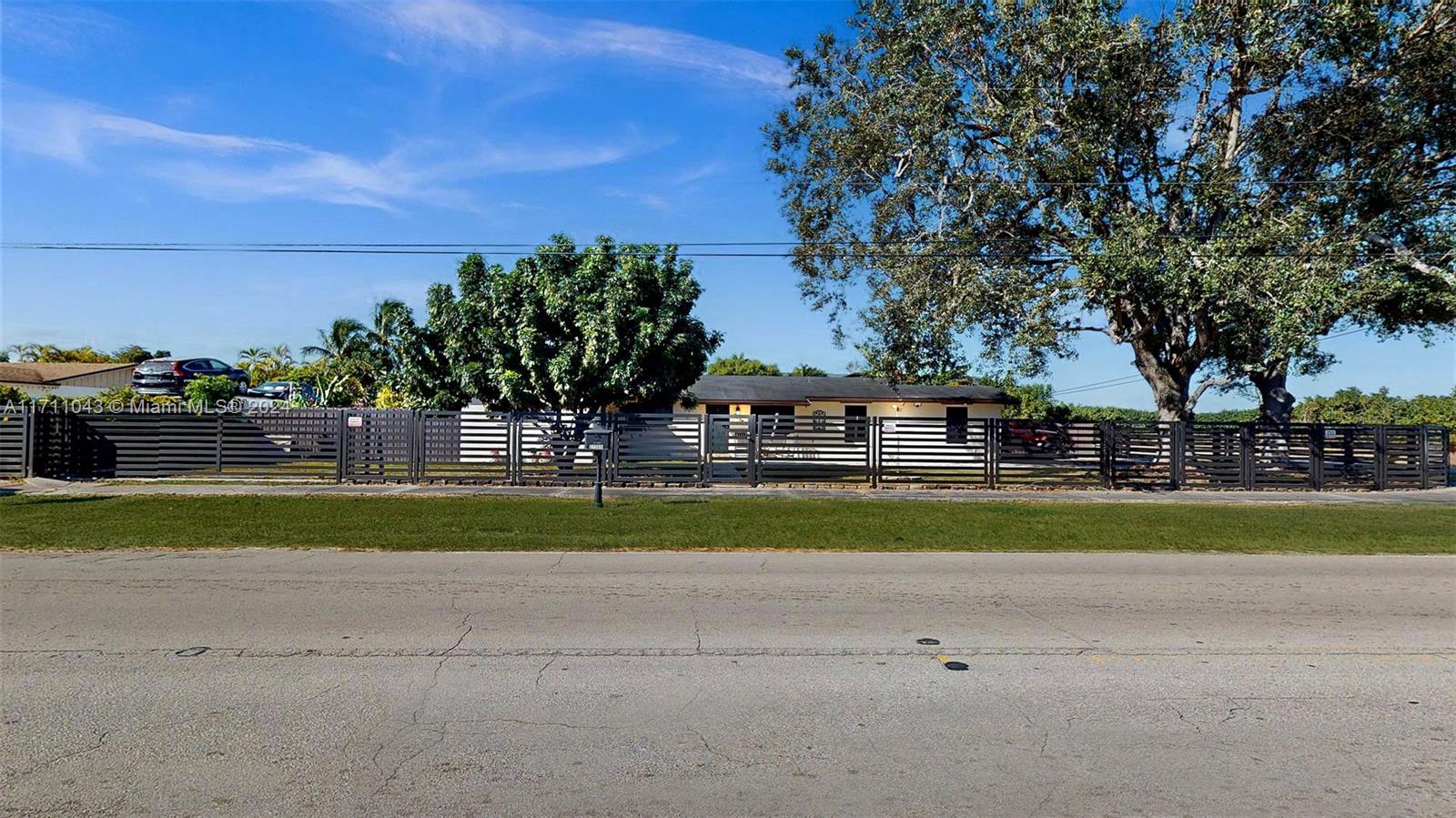 6dd28e9b-68 27200 SW 162nd Ave, Homestead FL 33031 — #A11711043