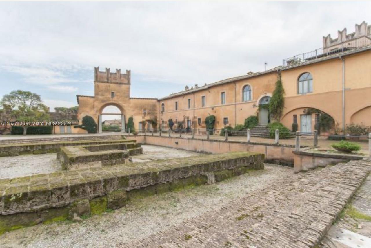 4 NW Via tiberina, 00100 — #A11637136