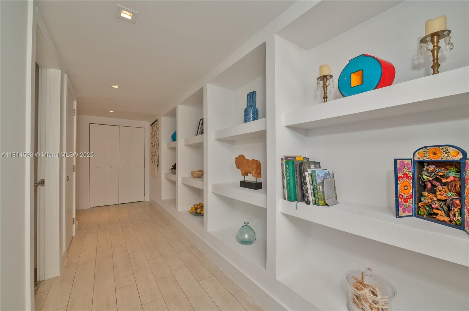 f3b61b38-152 101 Crandon Blvd # 480, Key Biscayne FL 33149 — #A11814598
